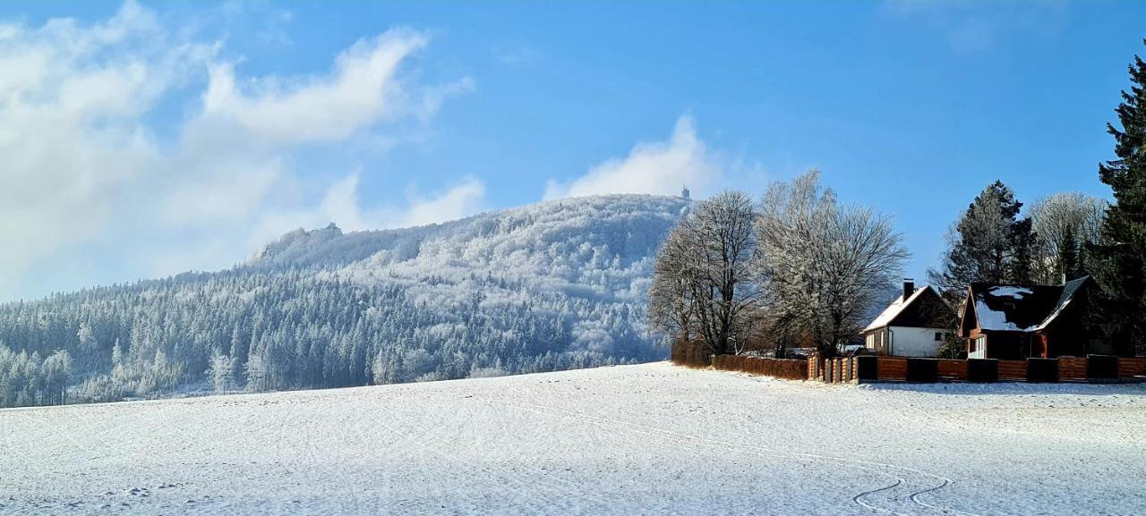 Urlaubsdomizil Am Toepfer - Ferienwohnungen In Olbersdorf Екстериор снимка